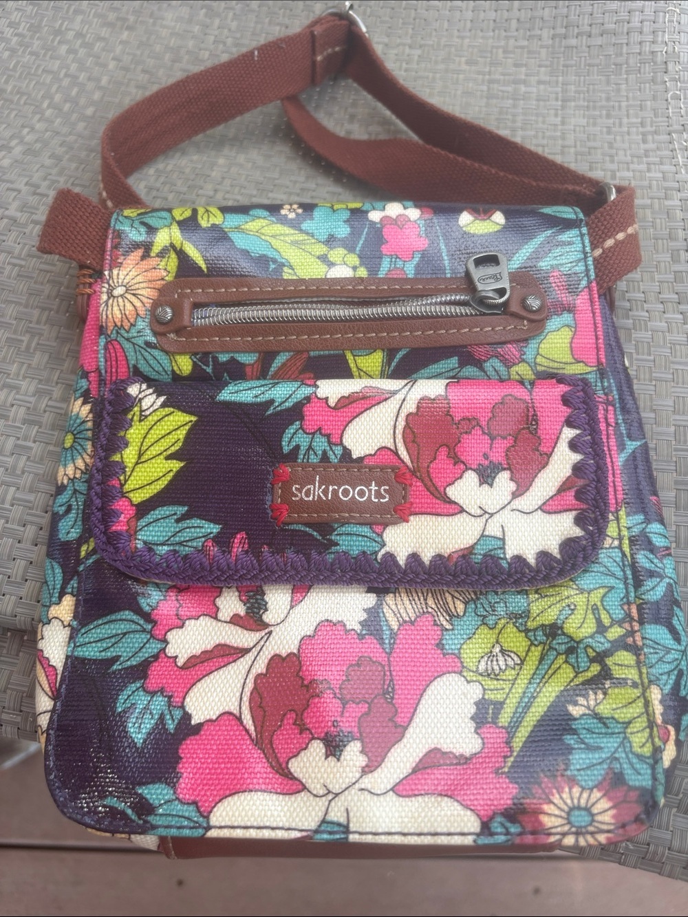 Sakroots Floral Crossbody Messenger Bag in Multicolor